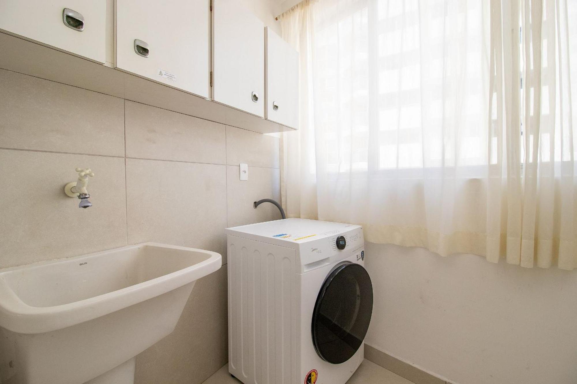 Prg31 - 4 Dr, Prox Ao Shopping Atlantico, Garagem