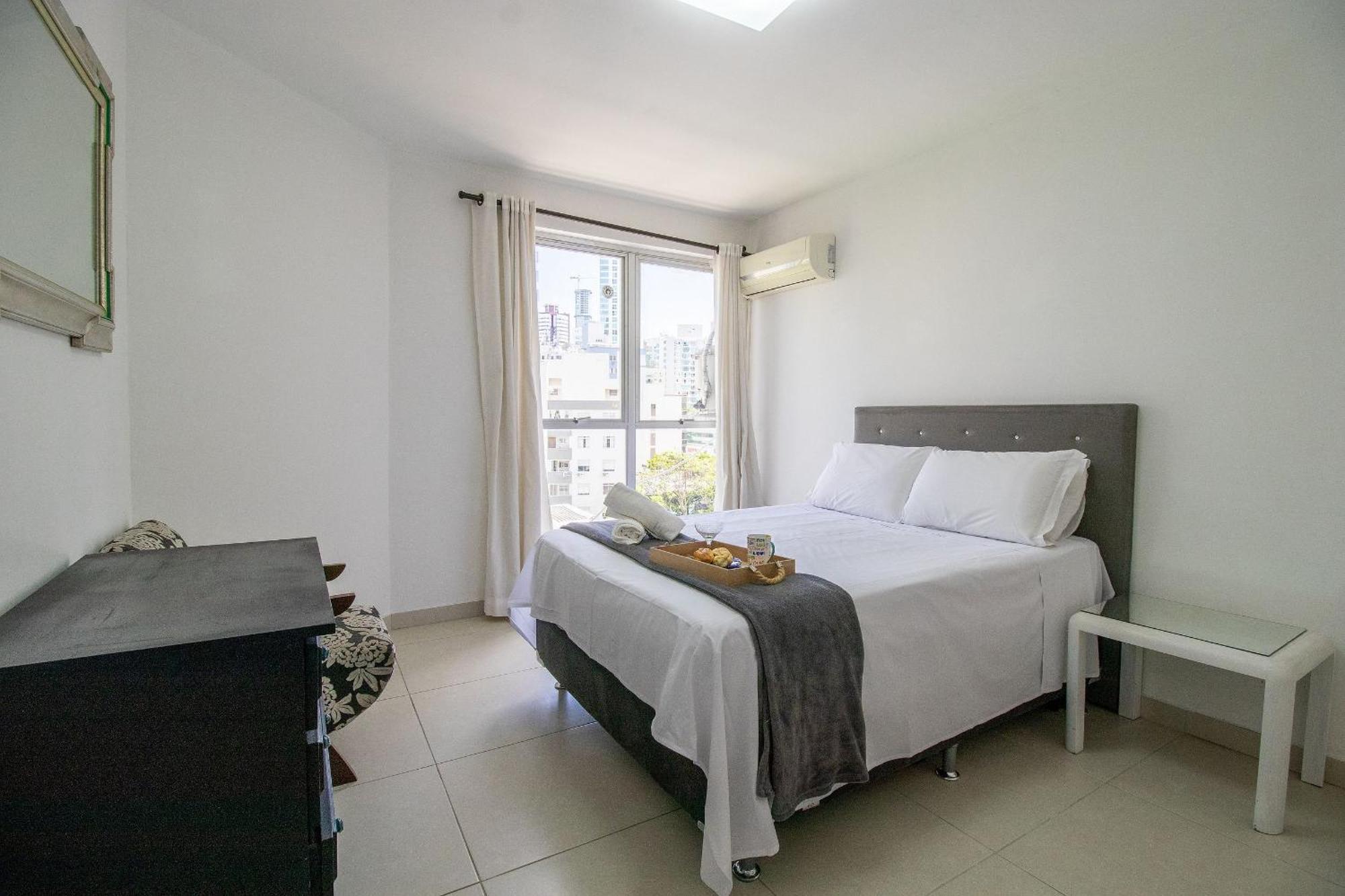Prg31 - 4 Dr, Prox Ao Shopping Atlantico, Garagem 公寓 *