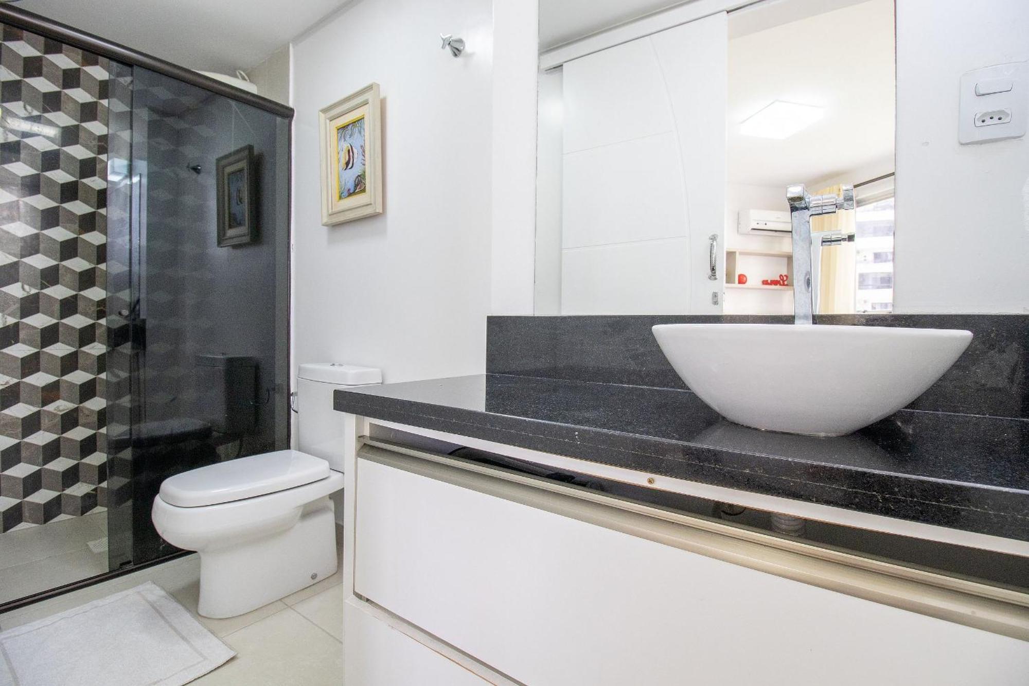 Prg31 - 4 Dr, Prox Ao Shopping Atlantico, Garagem 公寓 *