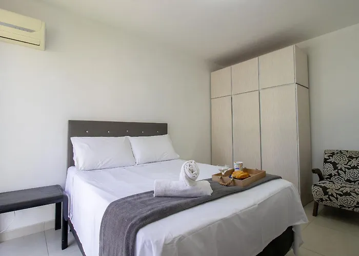 Prg31 - 4 Dr, Prox Ao Shopping Atlantico, Garagem